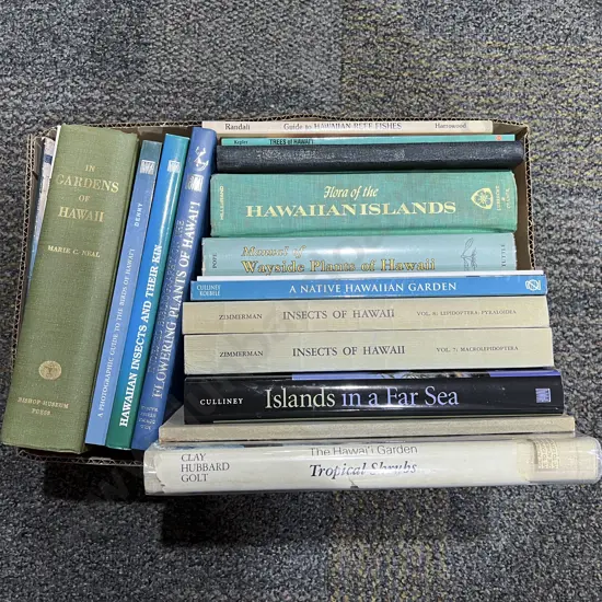 Box Assorted Books - Hawaiian Natural History
