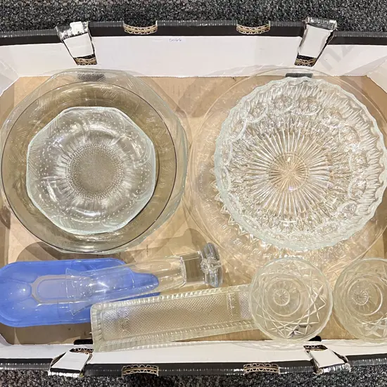 Box of Assorted Glassware