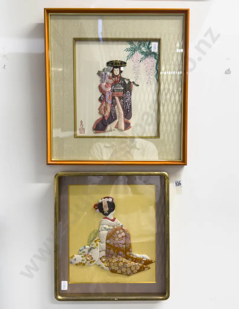 Pair of Chinese 3D Figural Studies Image 1++