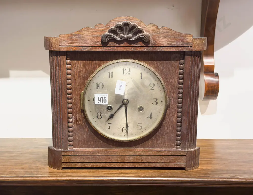 Mantel Clock Image 1++