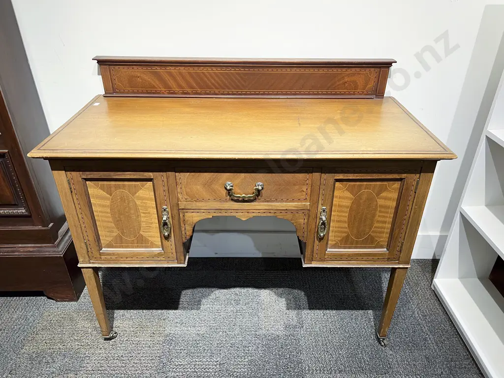 Sheraton Revival Mahogany Sideboard Image 1++