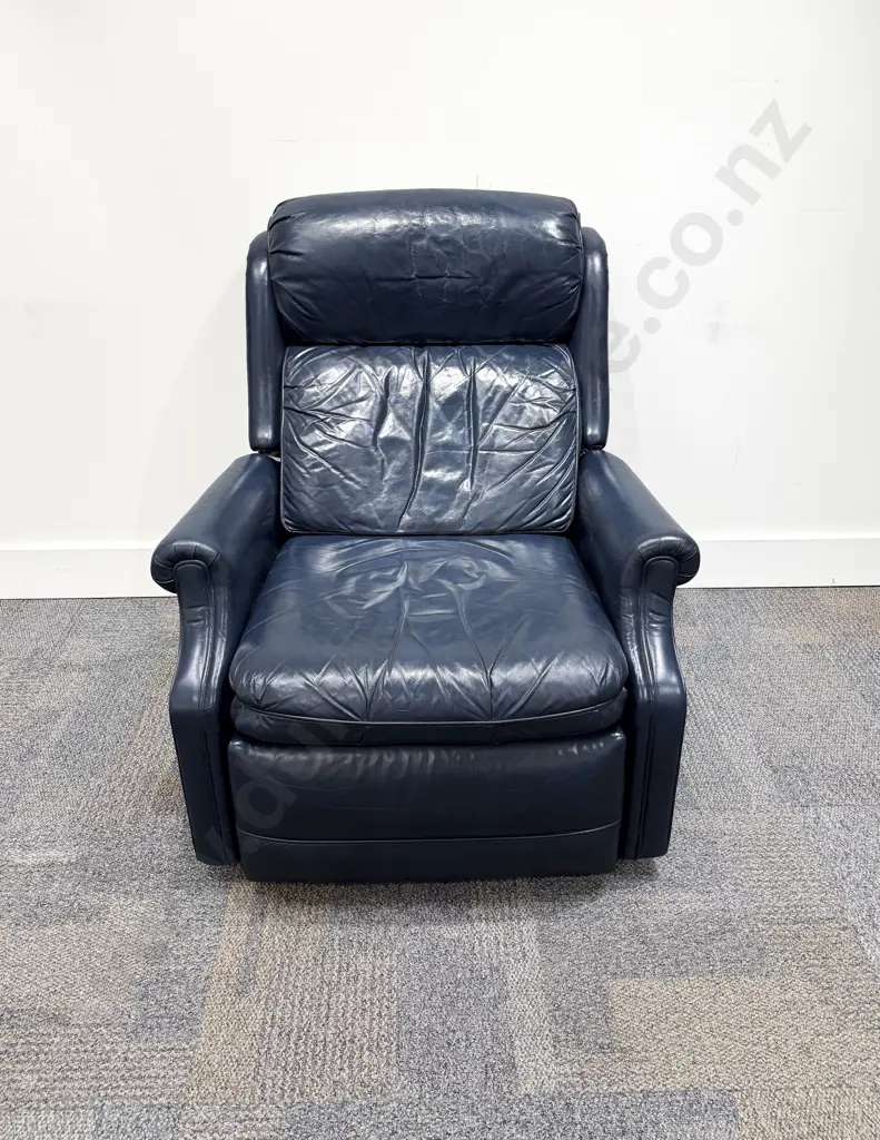 Modern Two Piece Navy Blue Leather Corner Lounge Suite Image 1++
