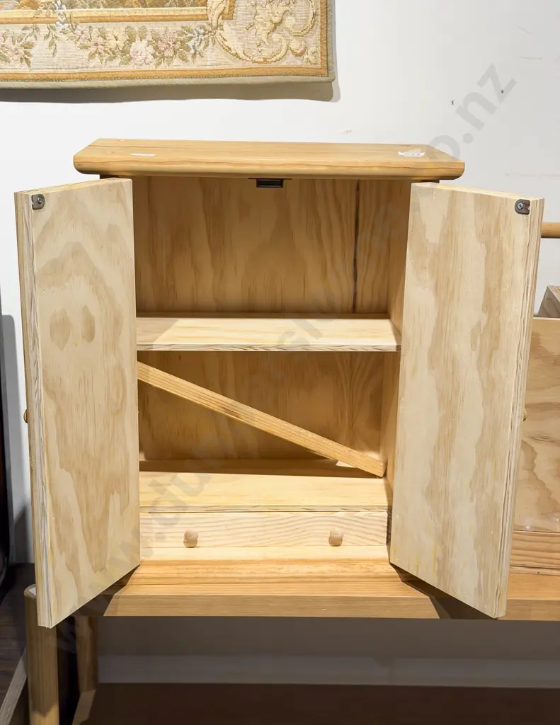 Pine Two Door Wall Cabinet Image 1++