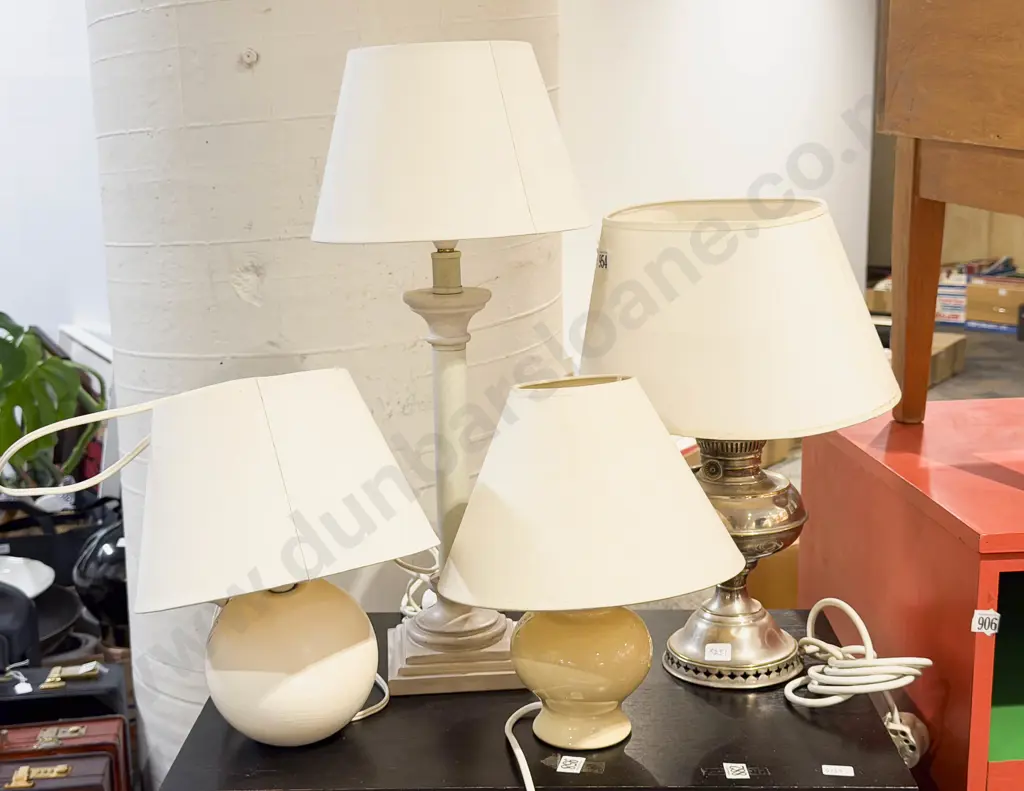 Four Assorted Table Lamps Image 1++