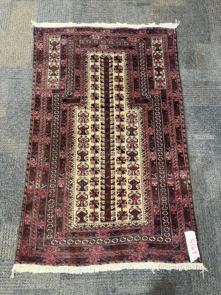 Persian Prayer Rug Image 1++