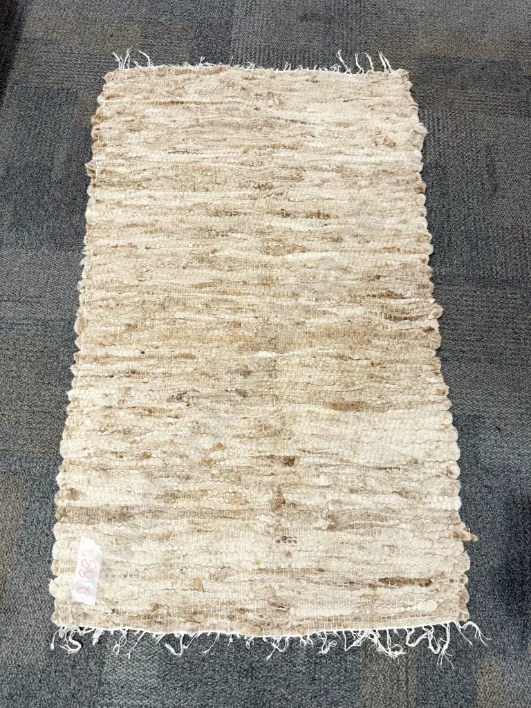 Hand-Woven Woollen Floor Rug Image 1++