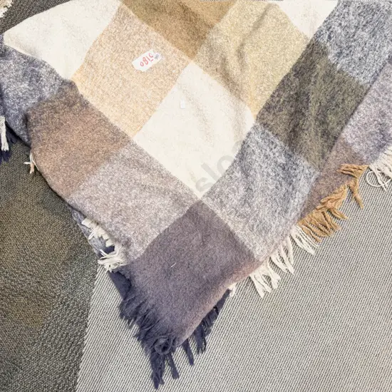 Woollen Throw