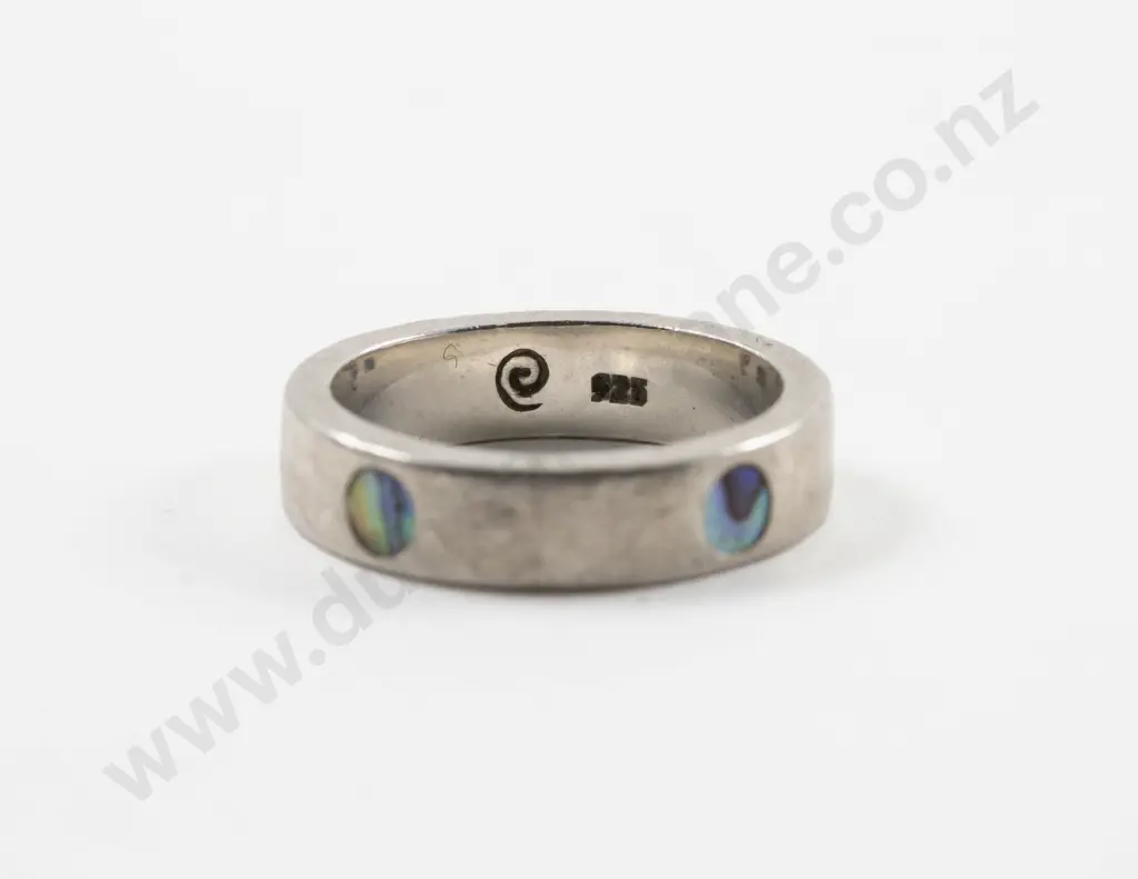 Unidentified NZ Jeweller S/S and Paua Band Ring Image 1++