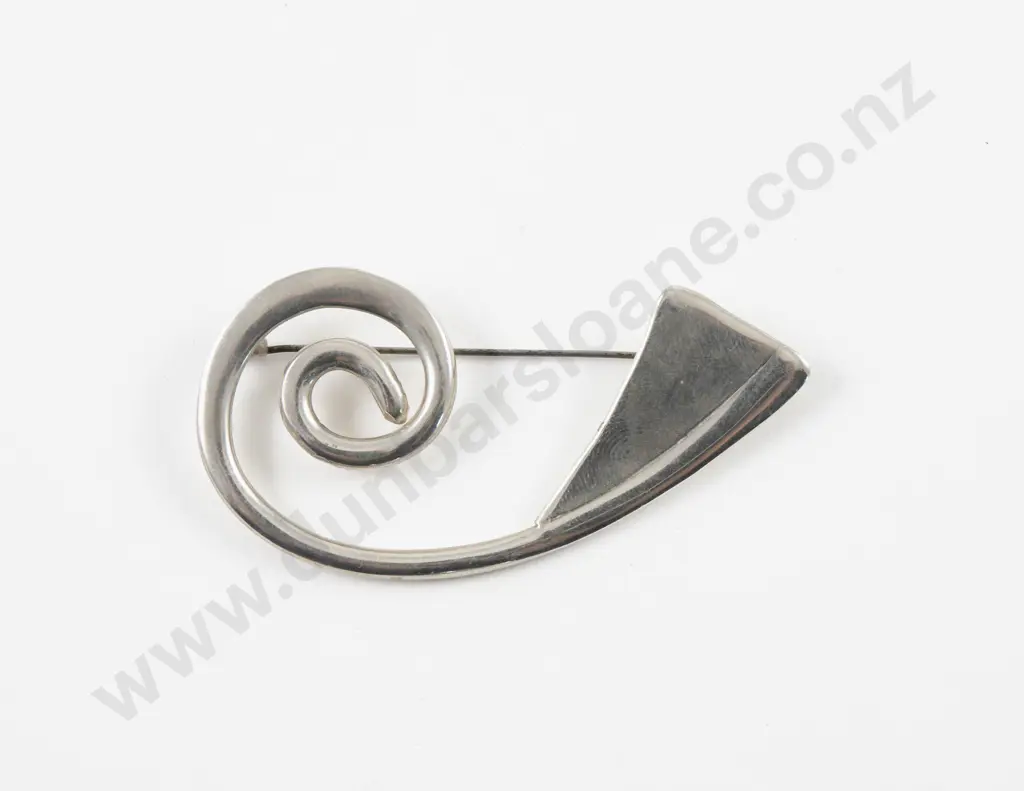 Unidentified NZ Jeweller S/S Koru Style Brooch Image 1++