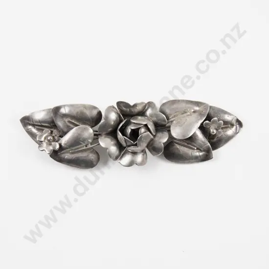 Unidentified NZ Jeweller Handcrafted S/S Floral Brooch