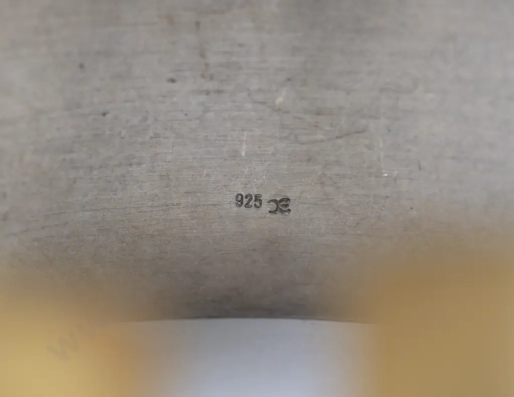 Unidentified NZ Jeweller .925 Silver Cuff Bangle Image 1++