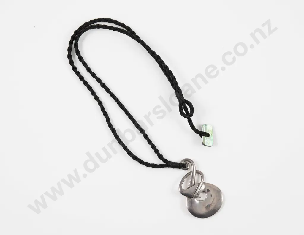 S/S Modernist Koru Pendant Image 1++