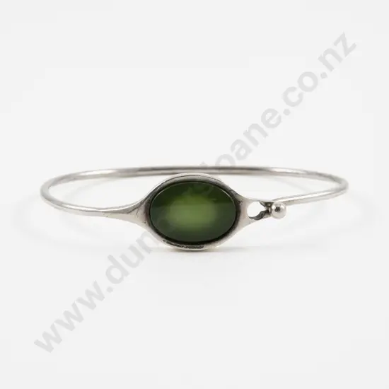 NZ S/S Single Oval Panel Greenstone Bangle