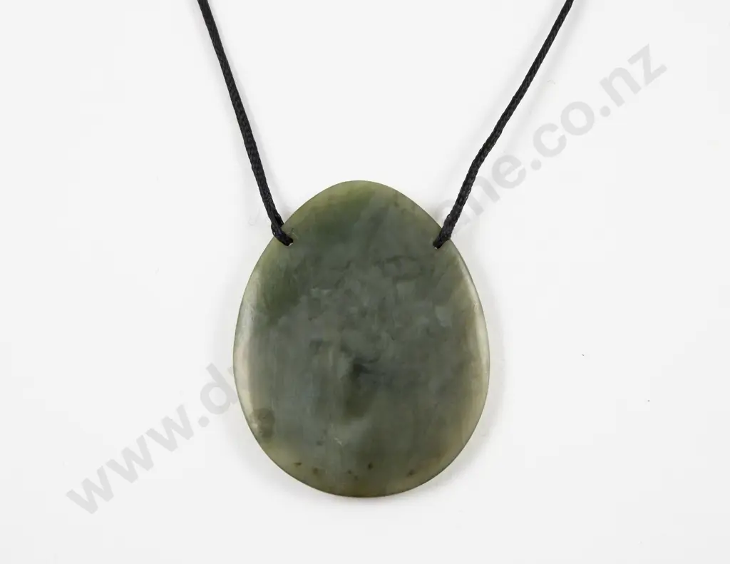 NZ Greenstone Pendant Image 1++