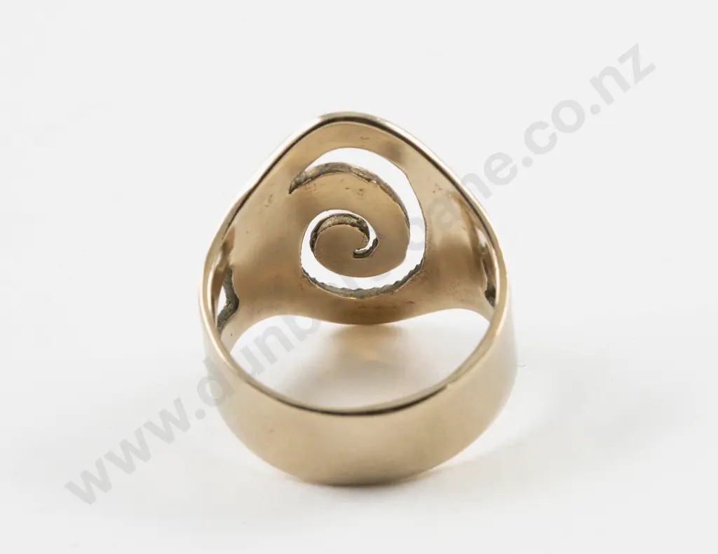 9ct Koru Design Ring Image 1++