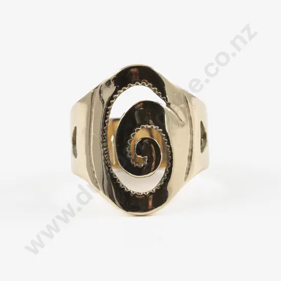 9ct Koru Design Ring