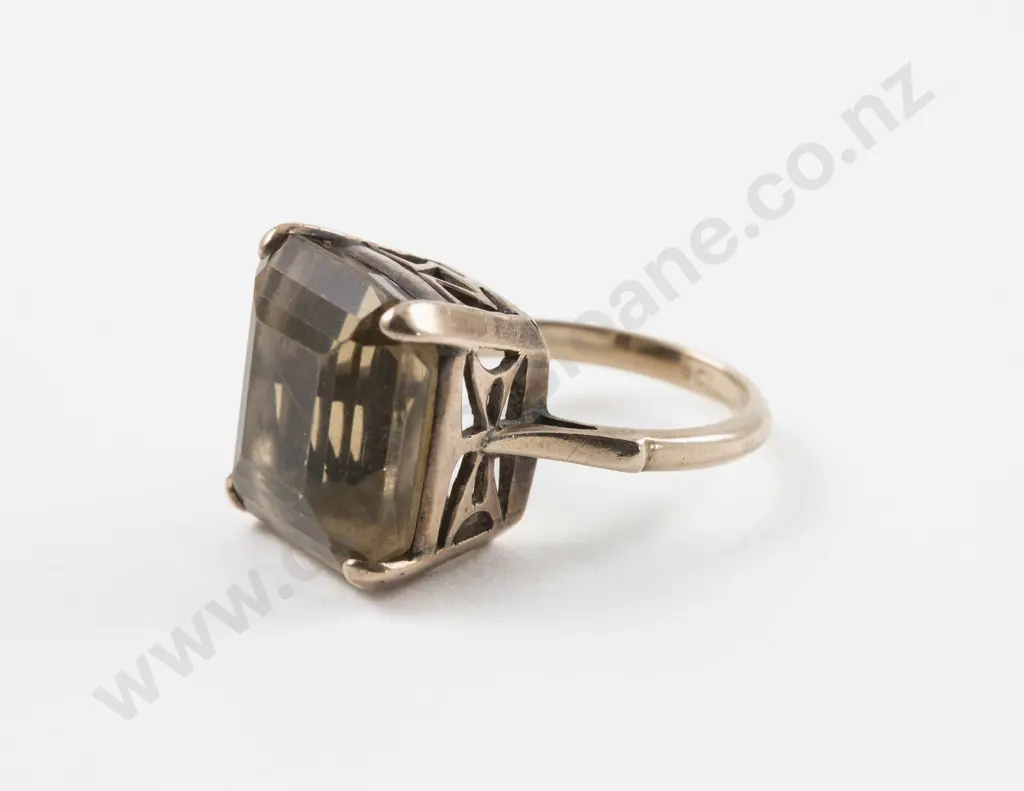 9ct Single Smoky Quartz Dress Ring Image 1++