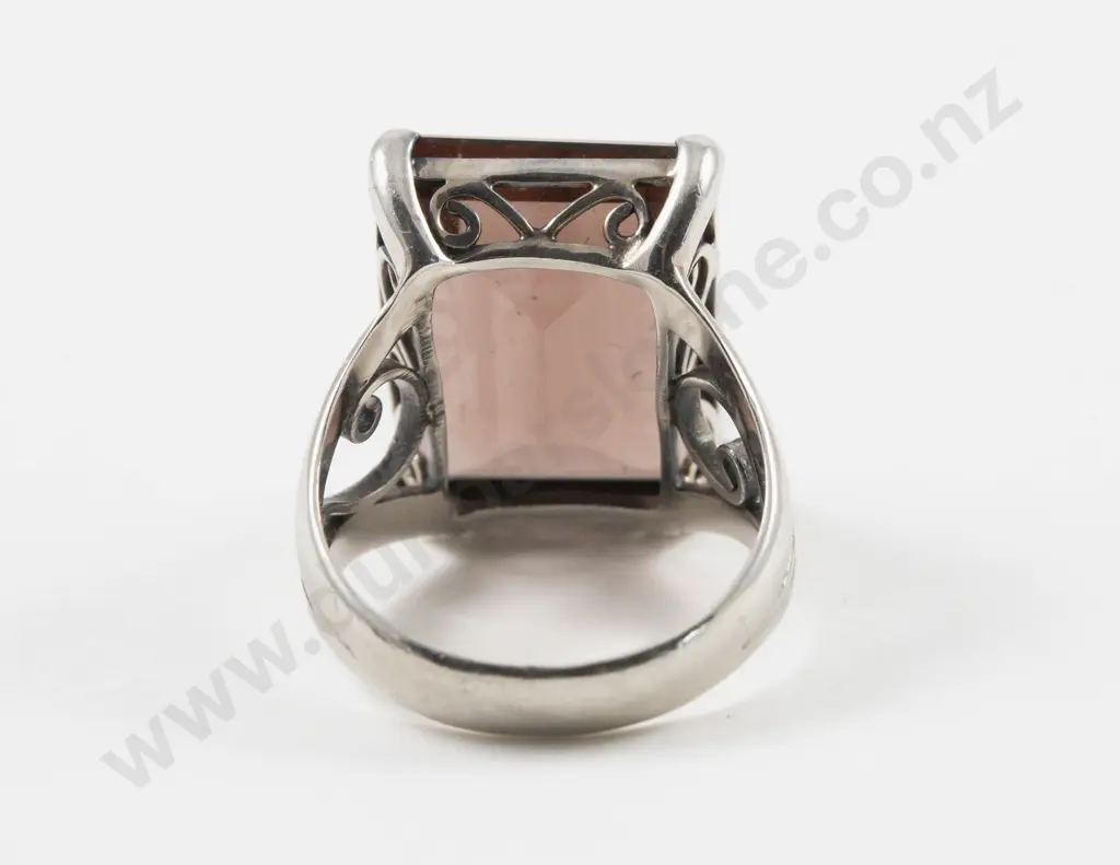 S/S Single Stone Amethyst Glass Dress Ring Image 1++