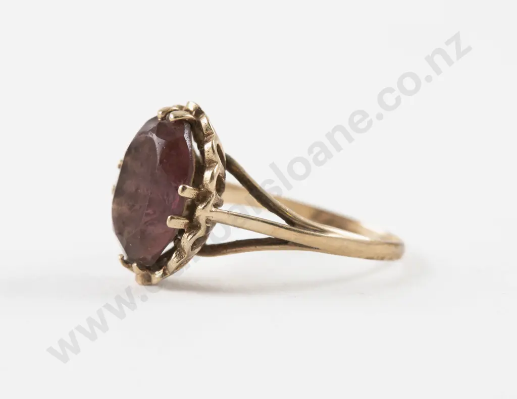 9ct Single Stone Amethyst Ring Image 1++