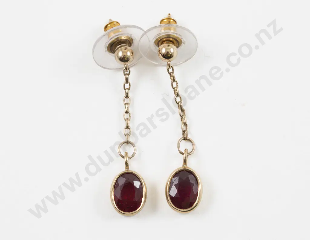 Pair 9ct Single Stone Ruby Glass Pendant Drop Earrings Image 1++