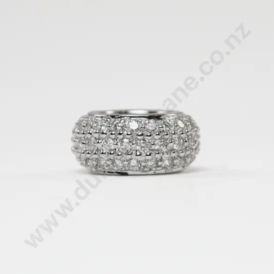 18ct White Gold 60Stone Diamond Pendant