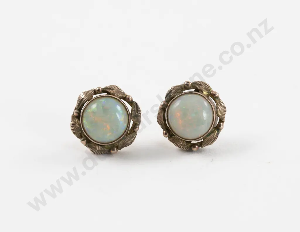 Pair 9ct Single Stone Opal Stud Earrings Image 1++