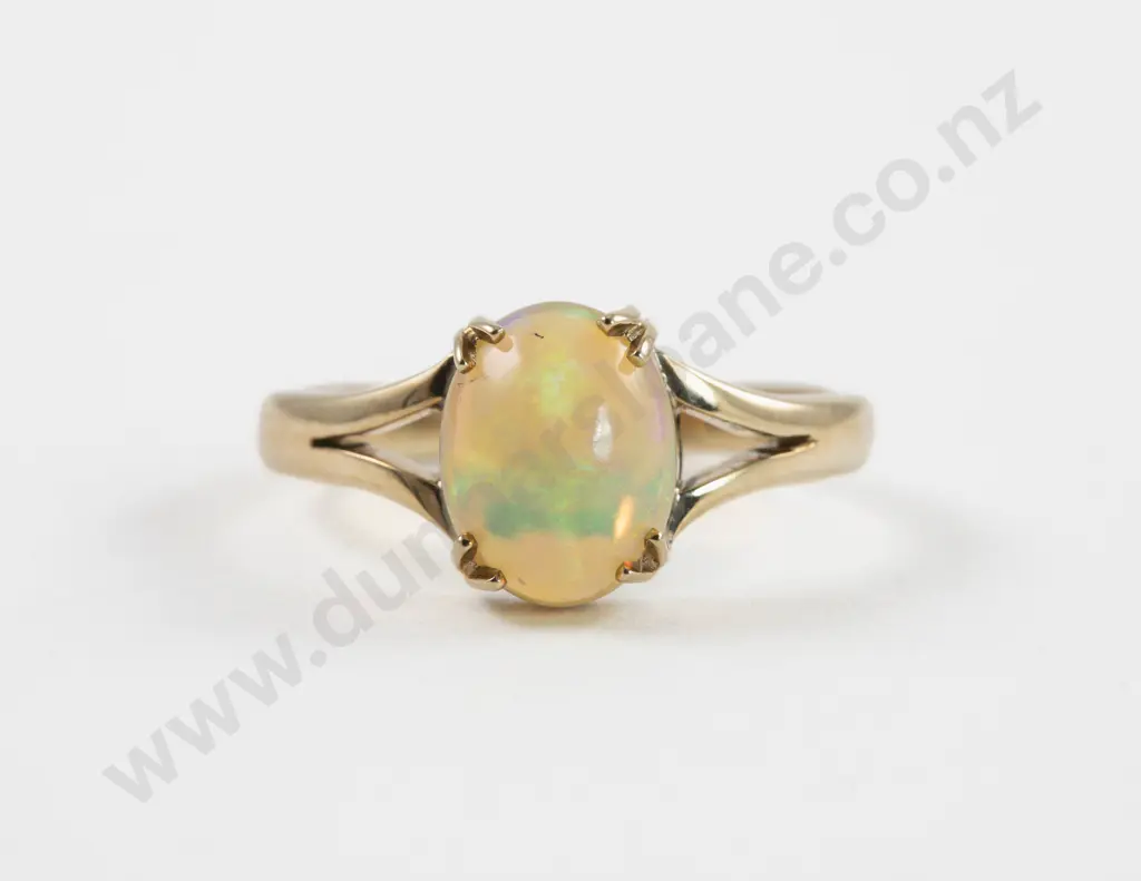 9ct Single Stone Jelly Opal Ring Image 1++