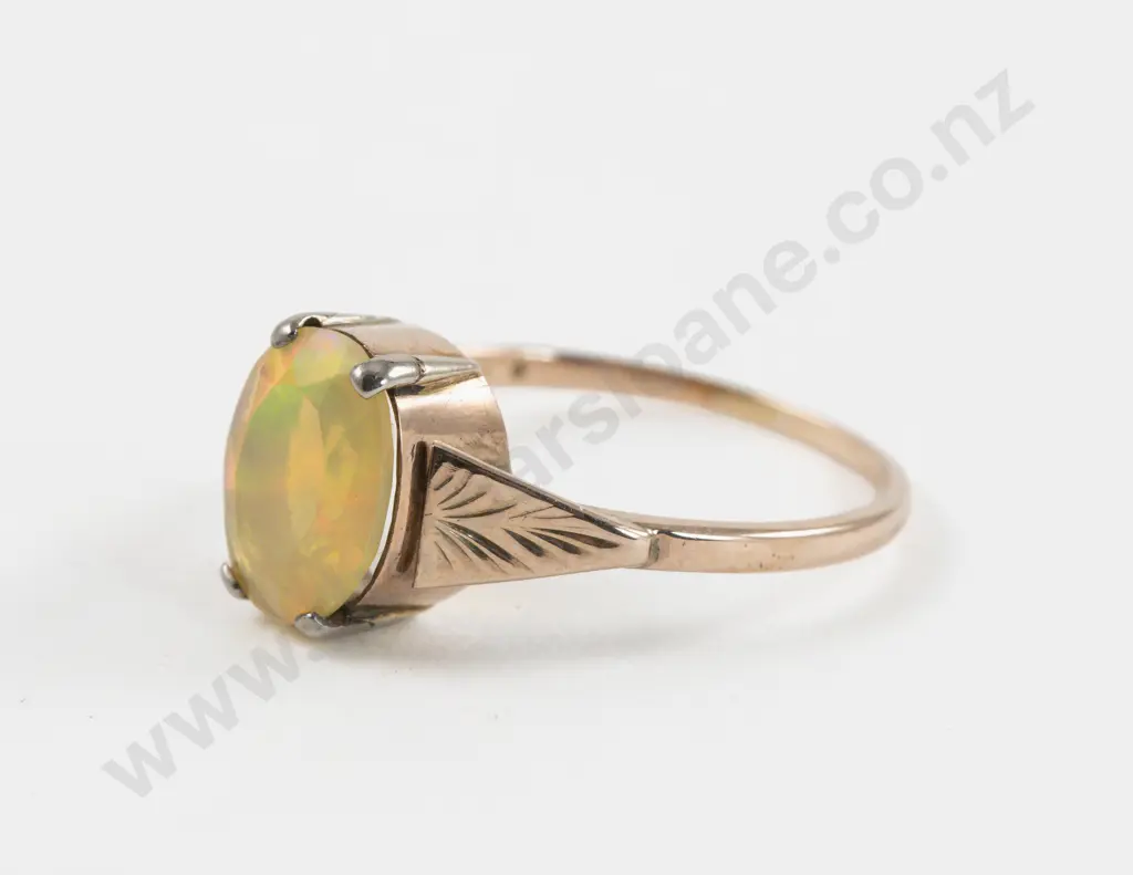 9ct Rose Gold Single Opal Ring Image 1++