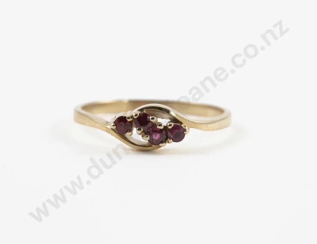 9ct Four Stone Ruby Ring Image 1++