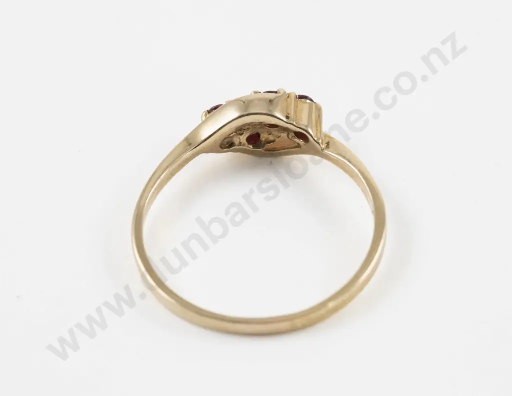9ct Four Stone Ruby Ring Image 1++