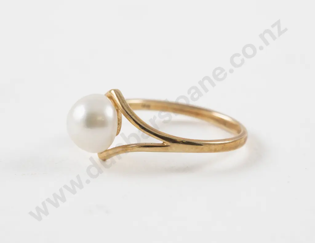14ct Single Cultured Pearl Ring Image 1++