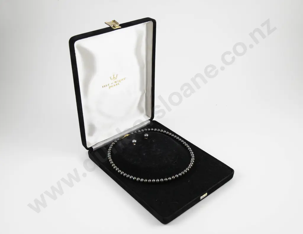 Isle of Wight Single Strand Black Tahitian Pearl Necklace Image 1++