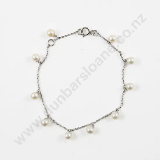 18ct White Gold Ten Cultured Pearl Bracelet