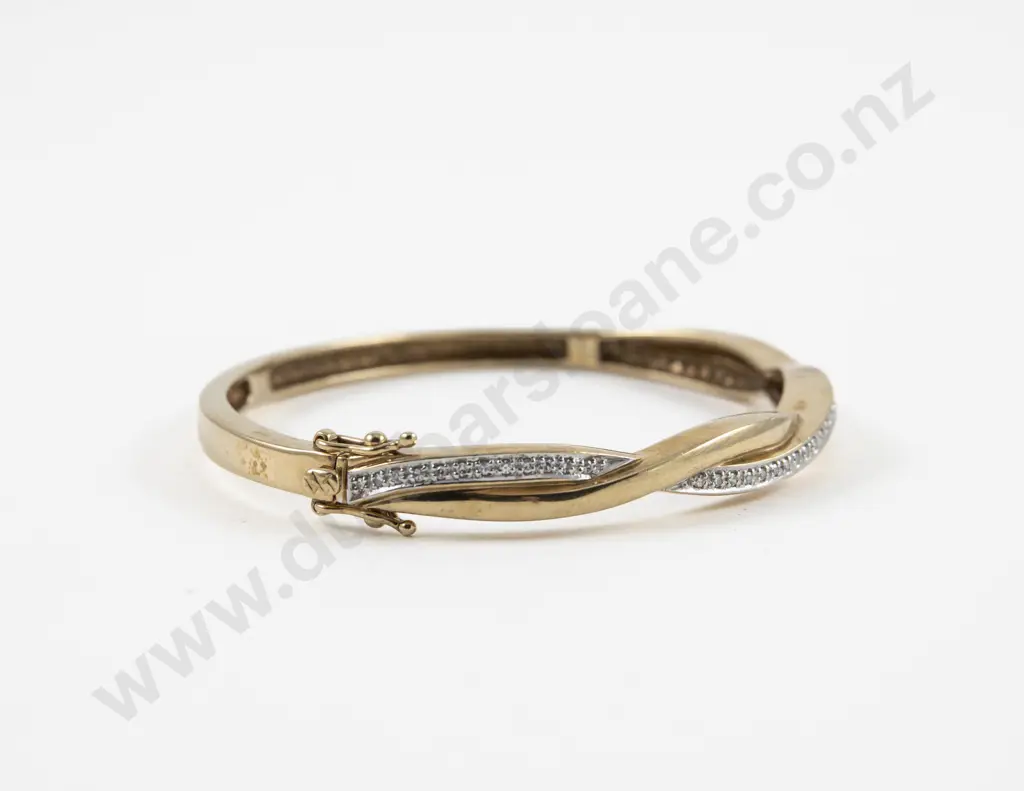 9ct 45Stone Diamond Hinged Snap Bangle Image 1++