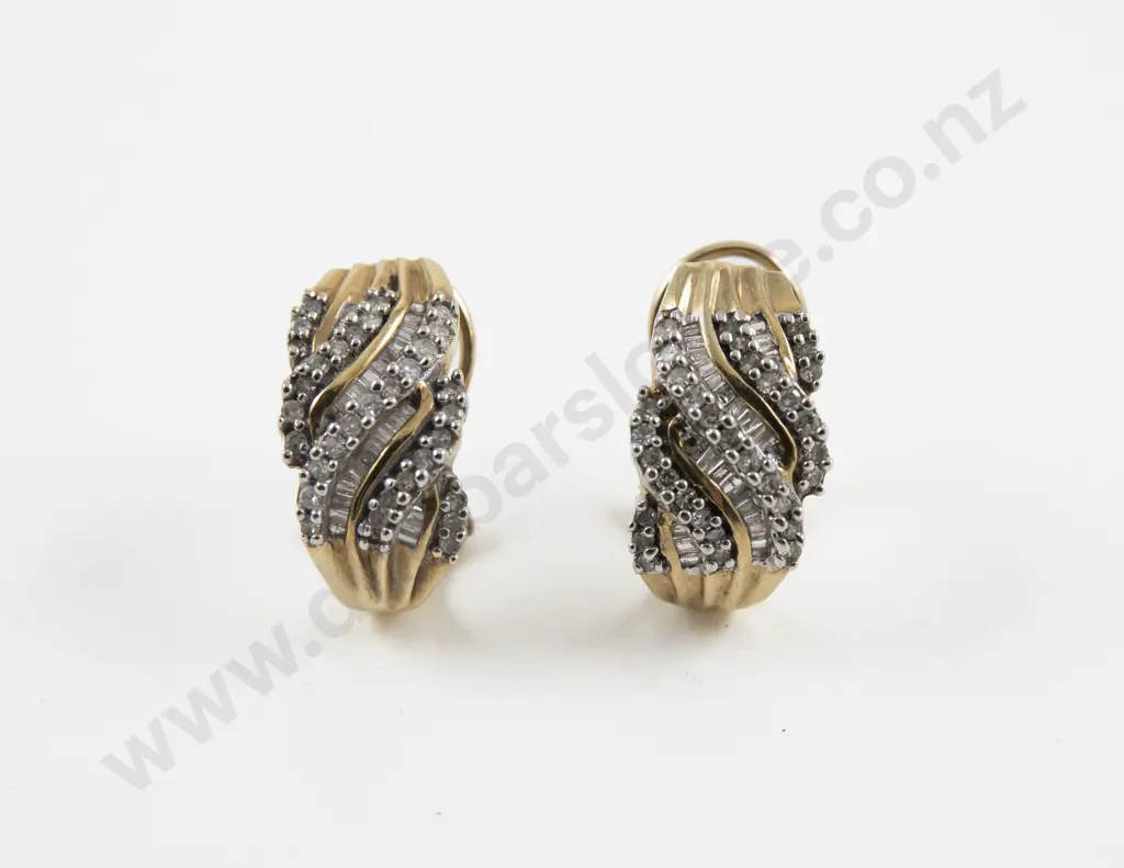 Pair 9ct 58Stone Diamond Earrings Image 1++
