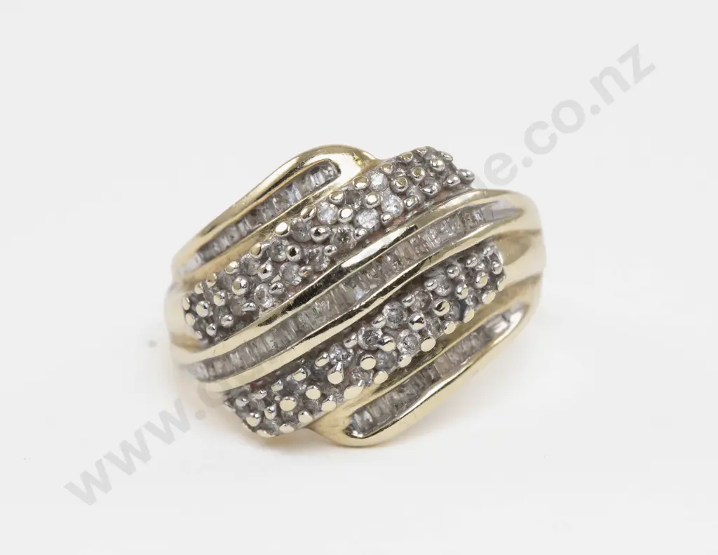 10ct 95Stone Diamond Cluster Ring Image 1++