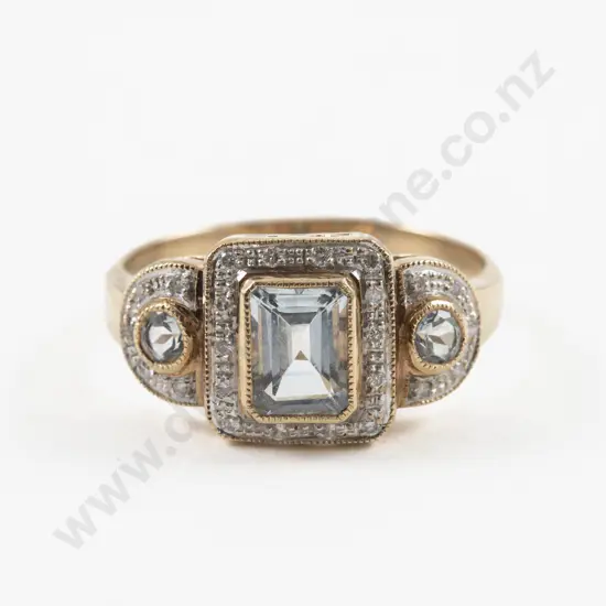 9ct 27Stone Diamond and Aquamarine Cluster Ring