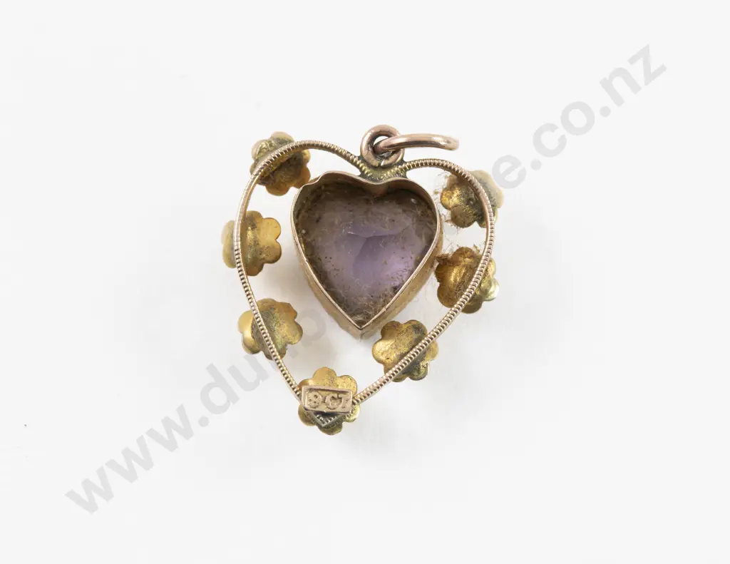 Victorian 9ct Single Stone Amethyst Heart Pendant Image 1++