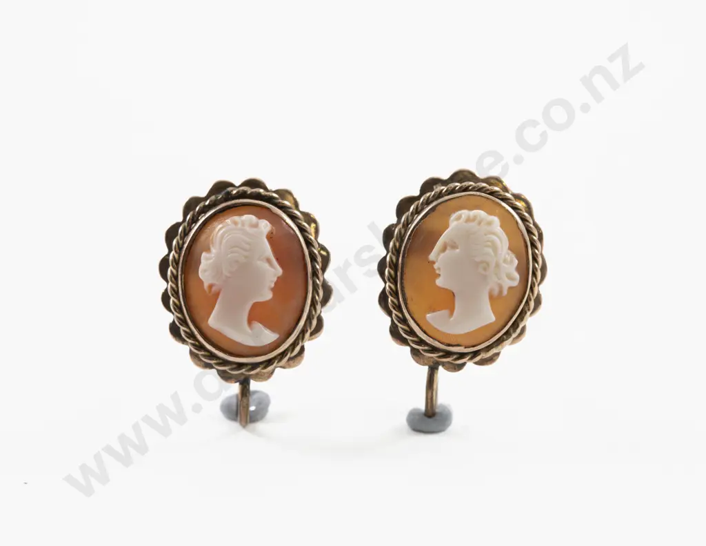 Pair 9ct Classical Portrait Cameo Earrings Image 1++