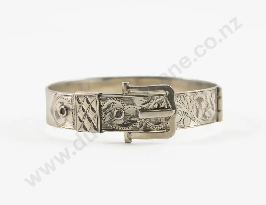 Vintage S/S Half Engraved Belt Buckle Hinged Snap Bangle Image 1++