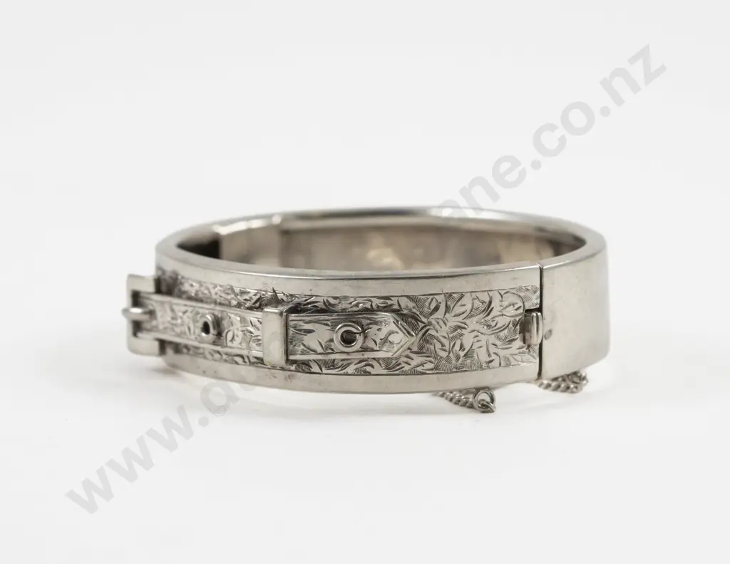 Vintage S/S Half Engraved Fancy Hinged Snap Bangle Image 1++