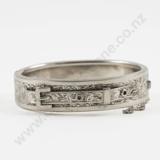 Vintage S/S Half Engraved Fancy Hinged Snap Bangle