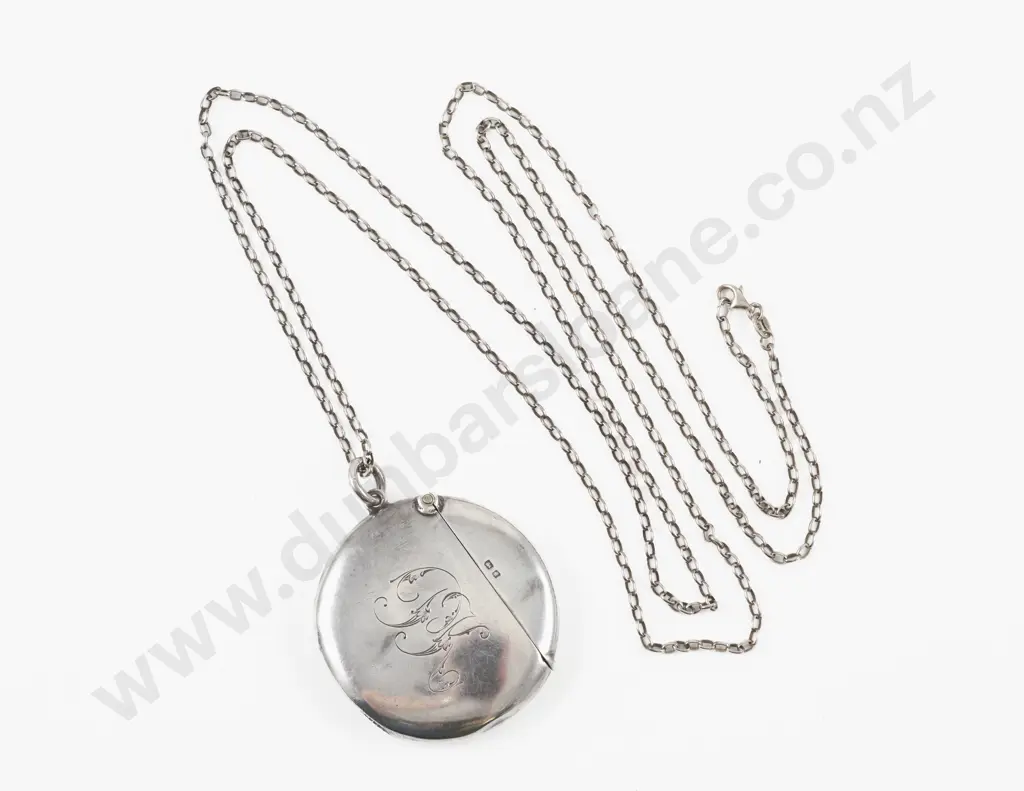 Edwardian S/S Engraved Circular Vesta Case Image 1++
