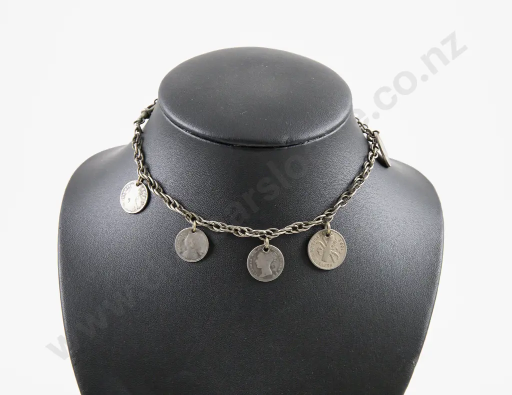Vintage 'World Traveller' Souvenir Coin Charm Fancy Link Fob Chain Image 1++