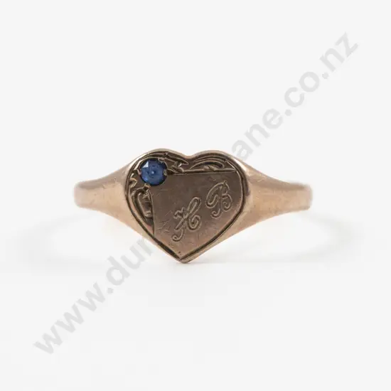 9ct Single Stone Sapphire Engraved Heart Ring
