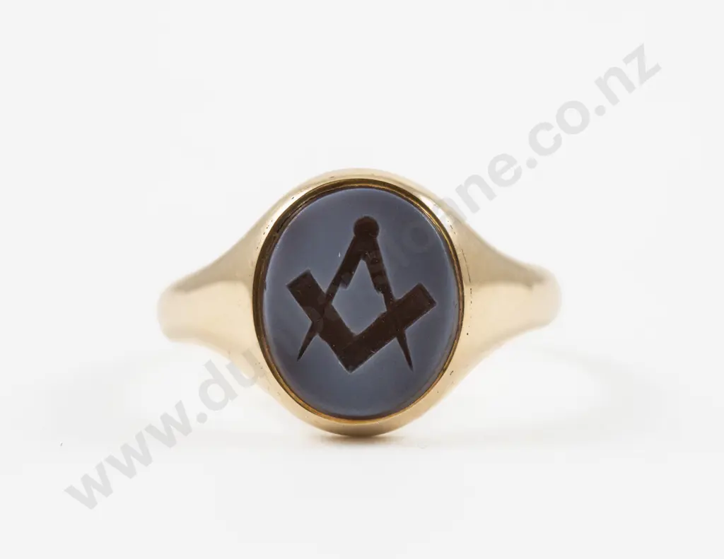 Antique 15ct Masonic Signet Ring Image 1++