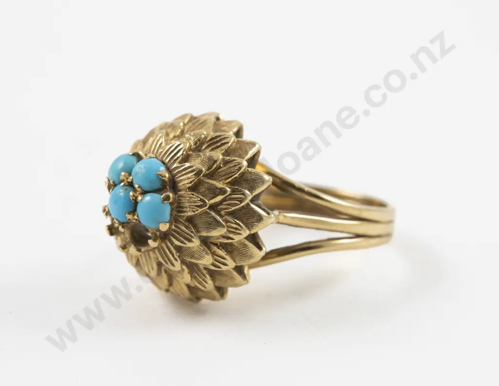 14ct Turquoise Dome Cluster Ring Image 1++