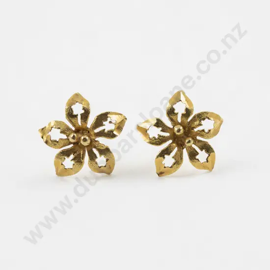 Pair 14ct Flower Stud Earrings