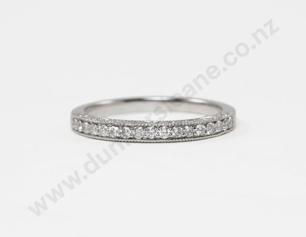 14ct White Gold 17Stone Diamond Band Ring Image 1++