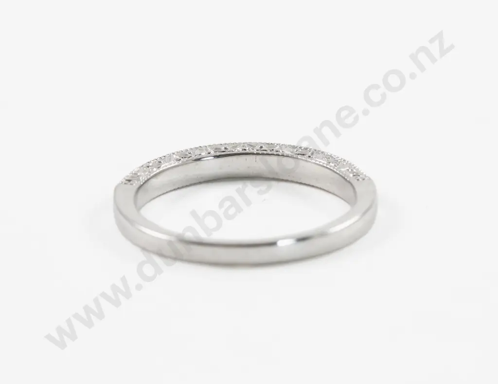 14ct White Gold 17Stone Diamond Band Ring Image 1++